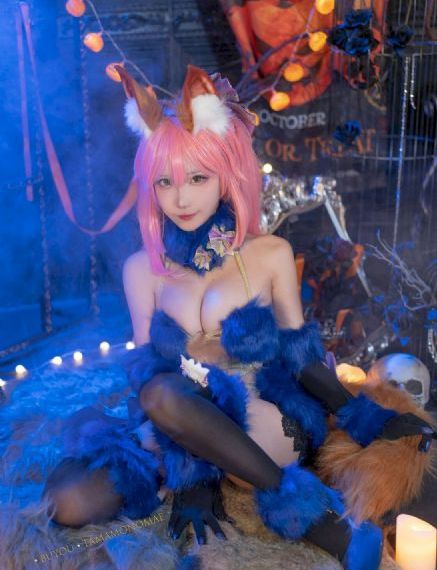 便器尿液play内尿_高清完整在线观看